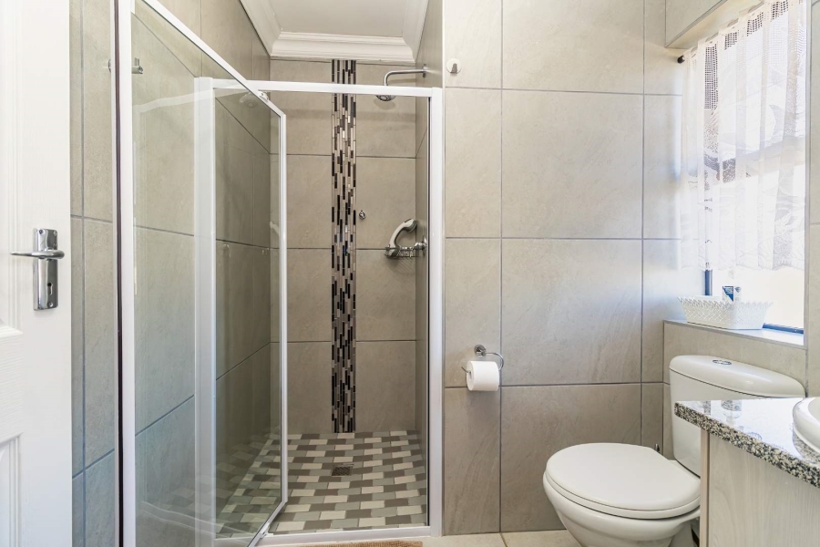 3 Bedroom Property for Sale in Hartenbos Heuwels Western Cape